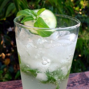 Cucumber Cocktail refreshing-300x300